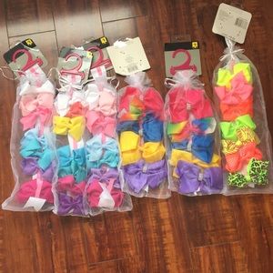 Girls clip in hair bows /6 packs (new)